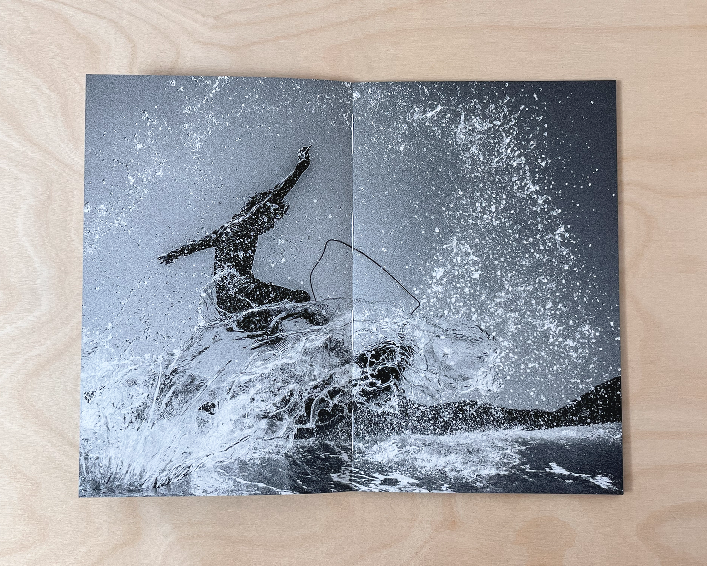 JULY WETSUITS Art book / Zine(100部限定品)